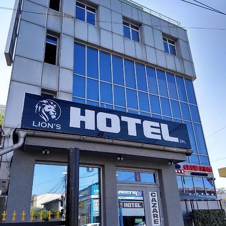 Lion'S Hotel بوخارست المظهر الخارجي الصورة