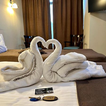 Lion'S Hotel بوخارست المظهر الخارجي الصورة
